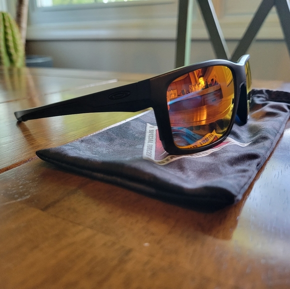 Oakley Mainlink - Picture 2 of 5